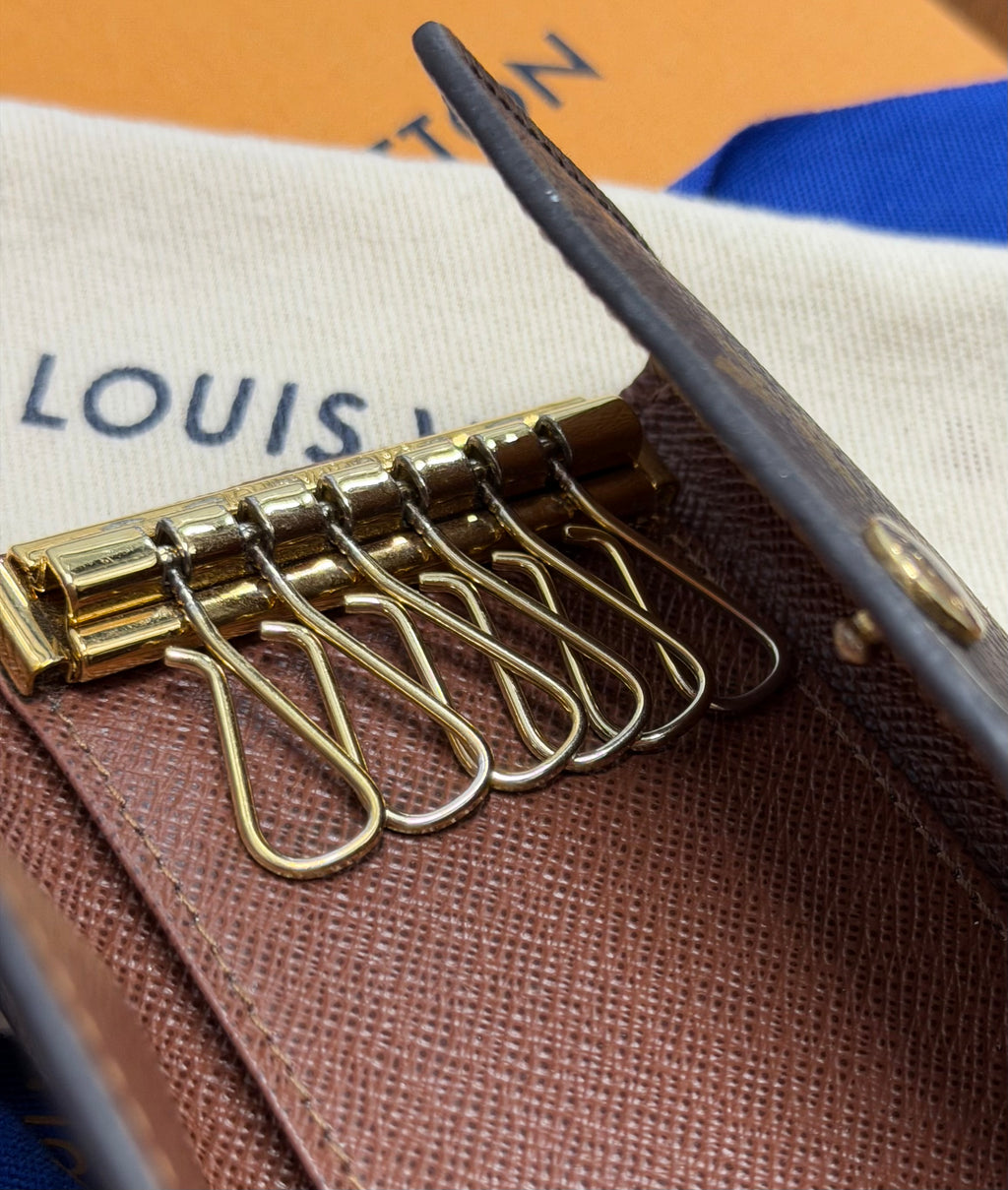 Louis Vuitton Monogram 6 Key Holder