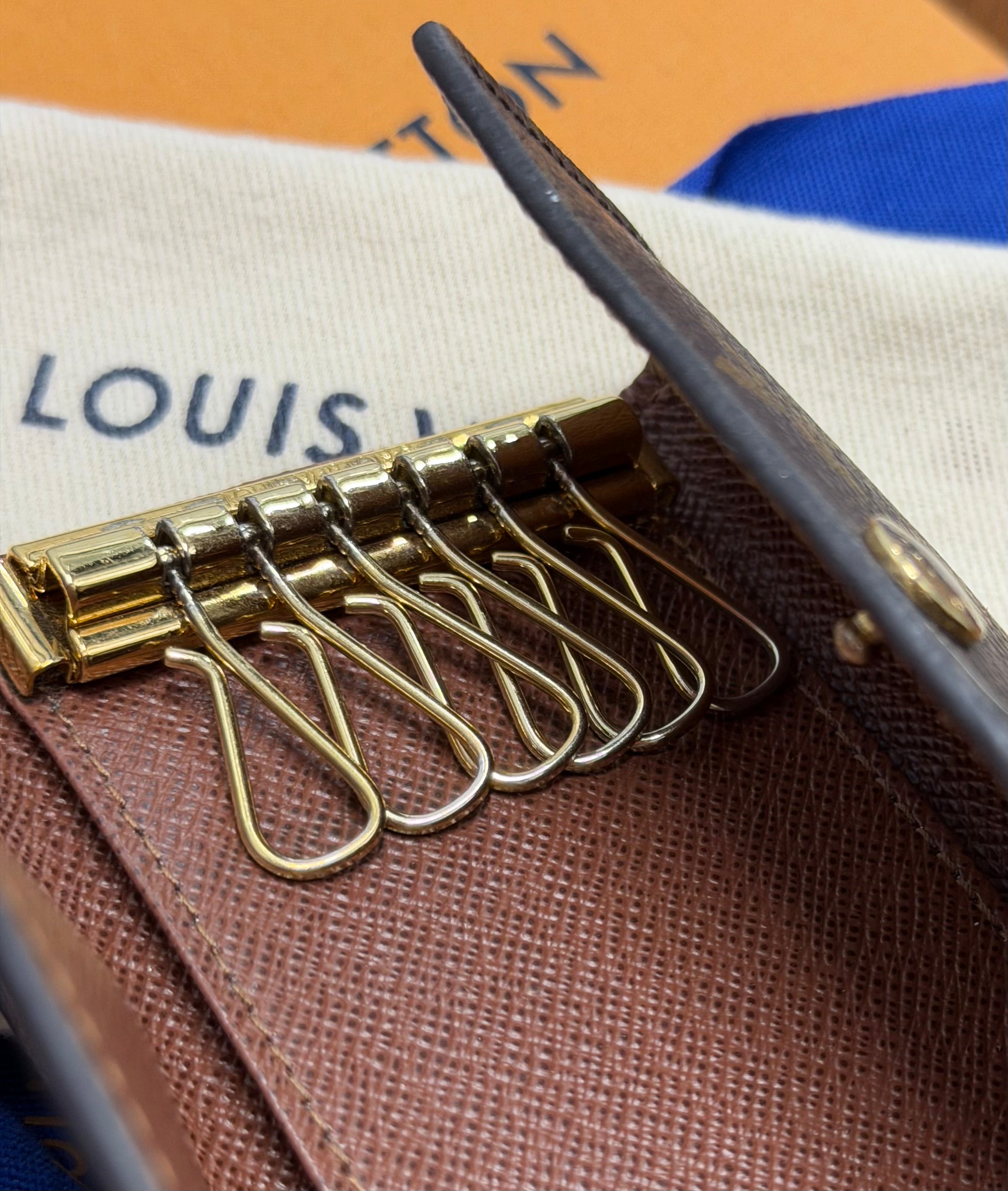 Louis Vuitton Monogram 6 Key Holder