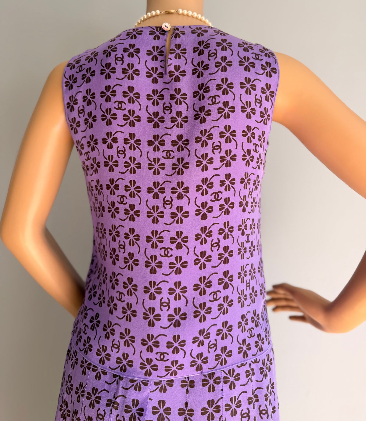 Rare Vintage Chanel 2002 Purple CC Monogram Floral Silk Wool Top & Skirt Set FR36