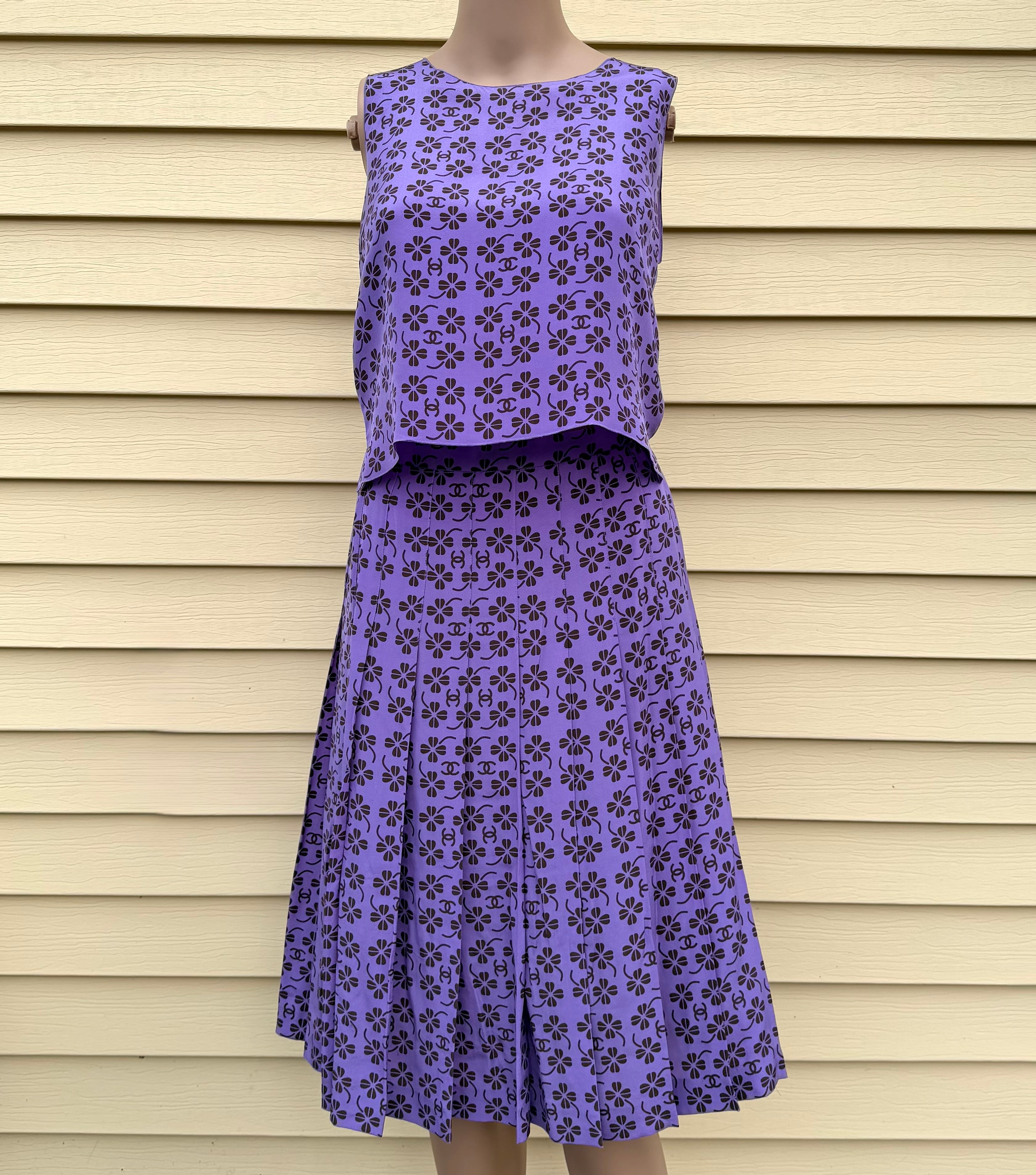 Rare Vintage Chanel 2002 Purple CC Monogram Floral Silk Wool Top & Skirt Set FR36