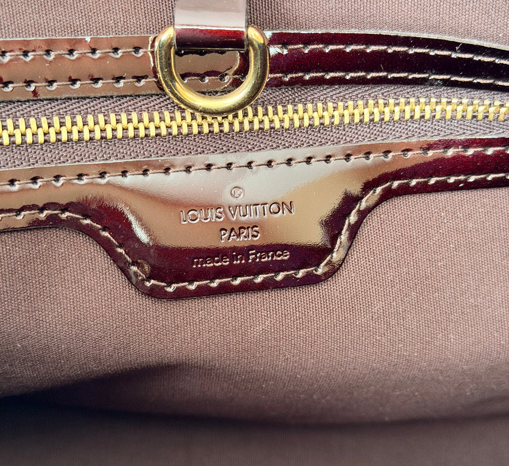 Louis Vuitton Amarante Monogram Vernis Wilshire PM handbag