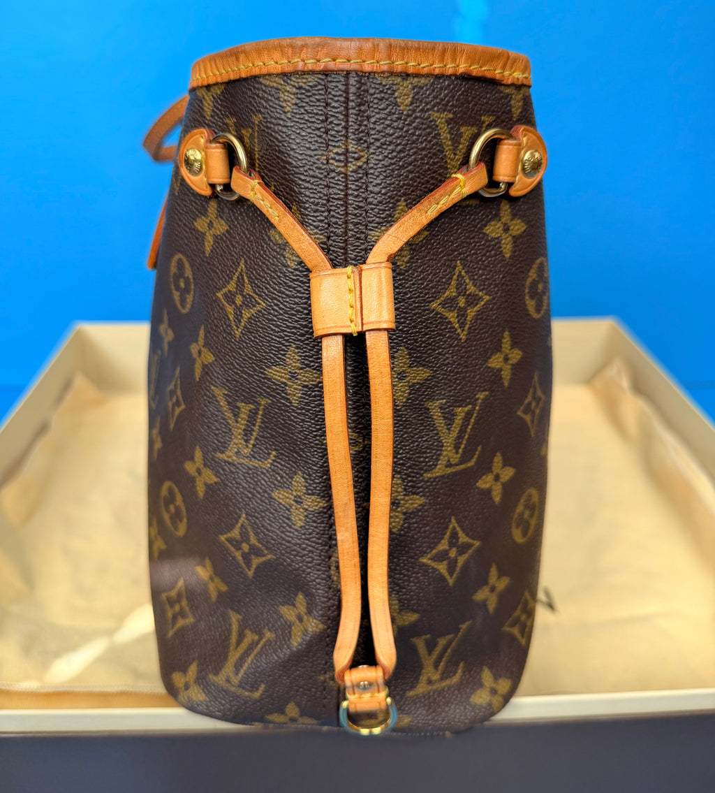 Louis Vuitton Neverfull PM