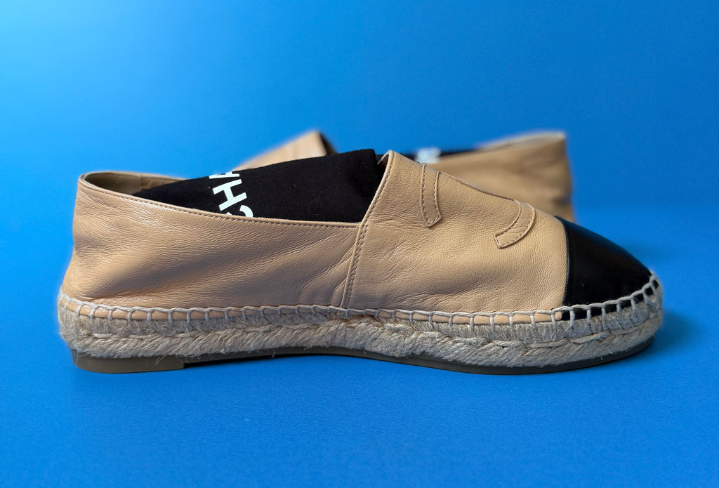 Chanel lambskin beige and black leather espadrilles size (39)