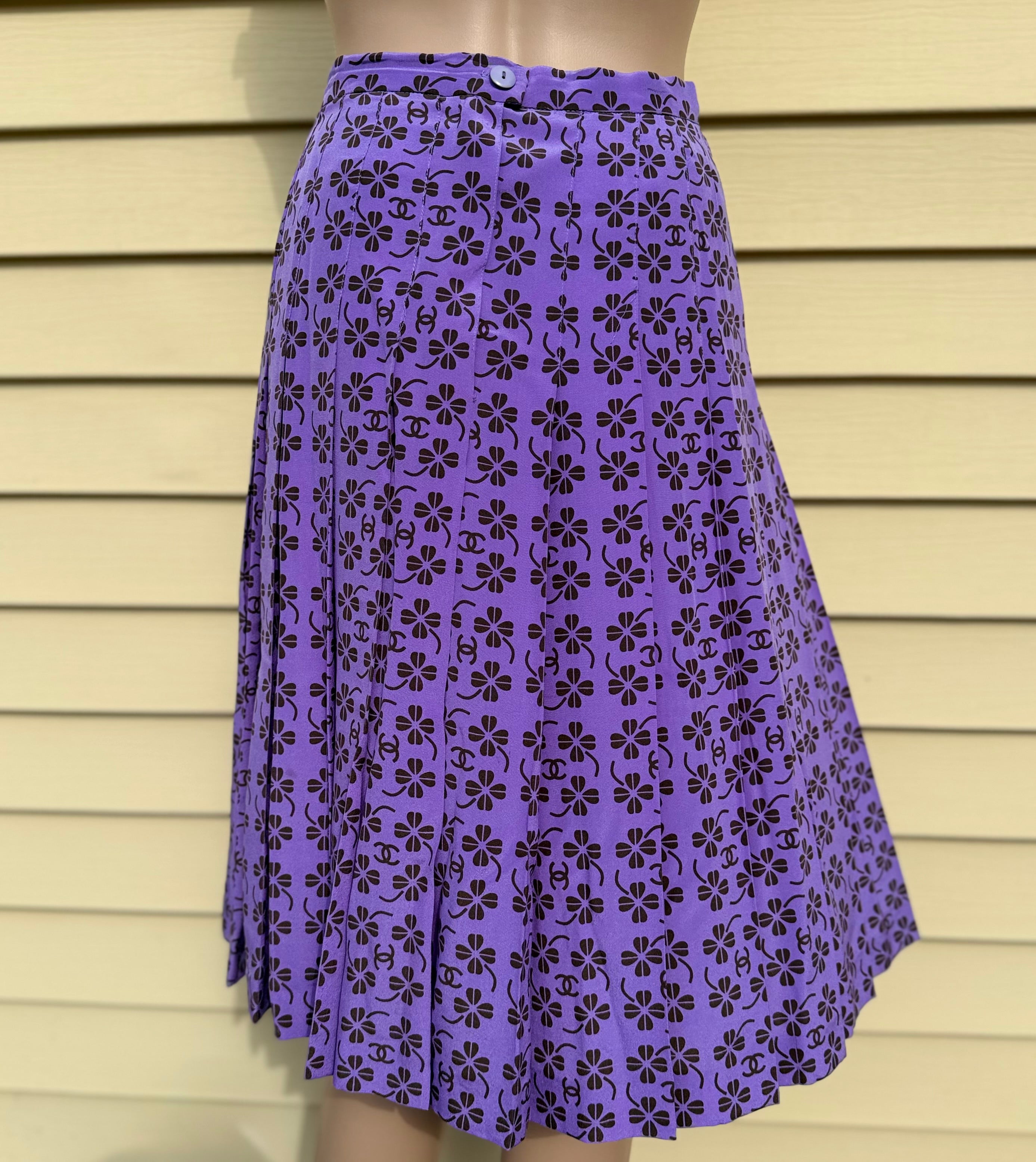 Rare Vintage Chanel 2002 Purple CC Monogram Floral Silk Wool Top & Skirt Set FR36
