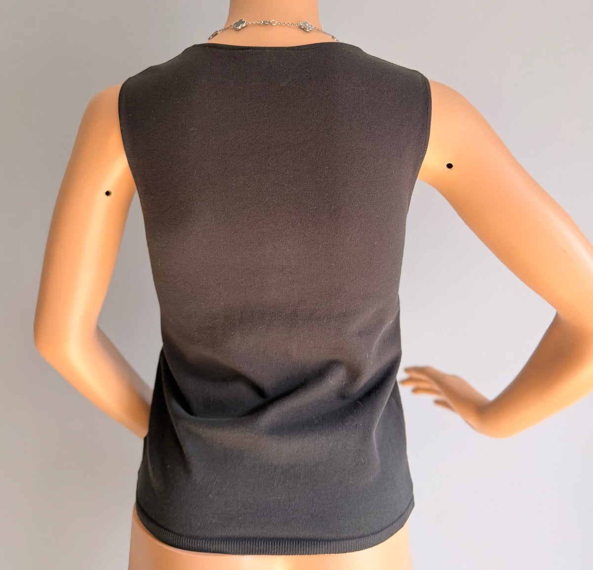 Chanel Vintage Black Knit Tank Top CC Logo Plaque Made in Italy FR 34/ US XS