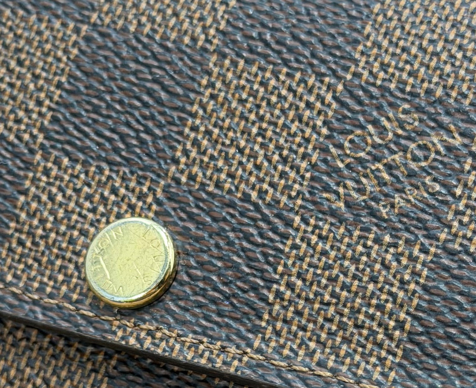 Louis Vuitton Damier Ebene Multicles 6 Key Holder