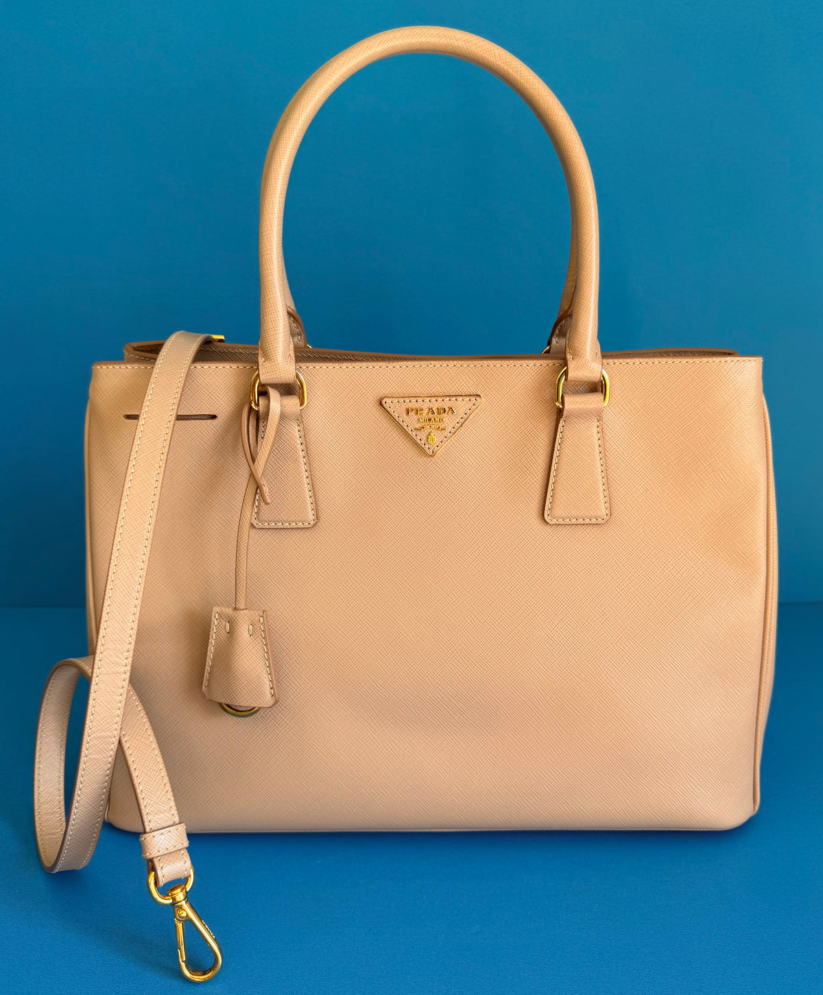 PRADA Saffiano Lux Tote Bag Cammeo Beige Brand New with Card Discontinued