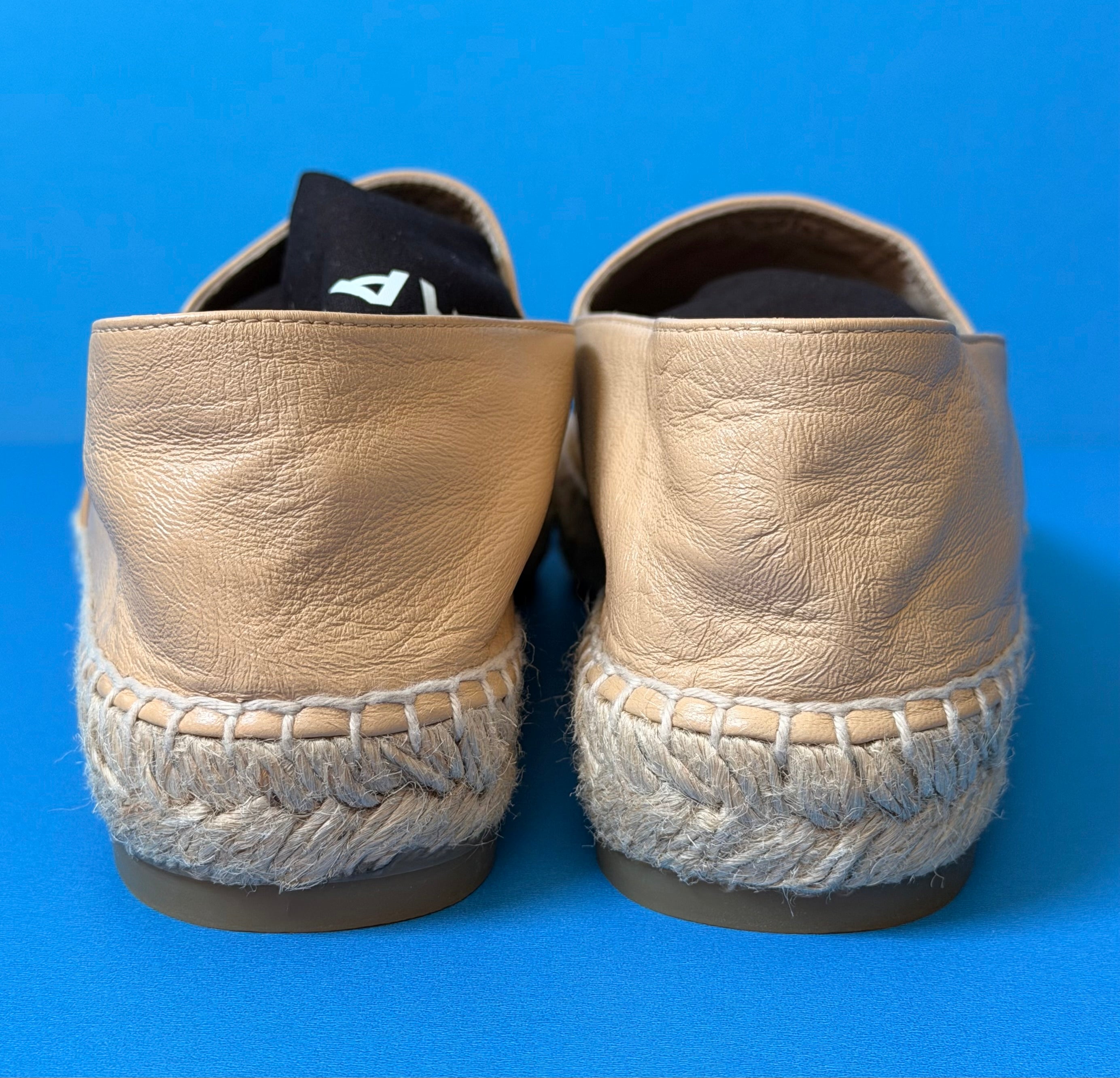 Chanel lambskin beige and black leather espadrilles size (39)