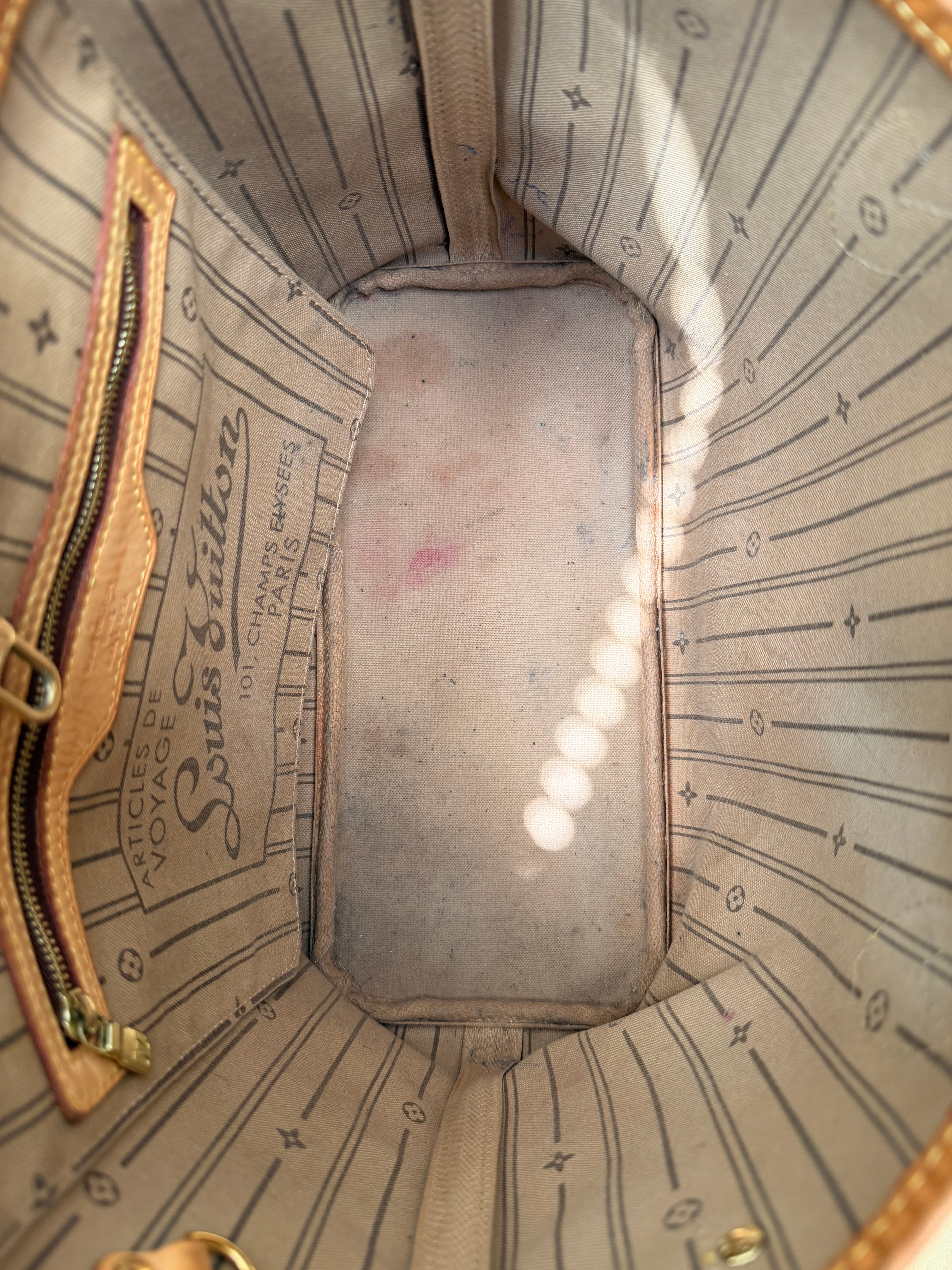 Louis Vuitton Neverfull PM