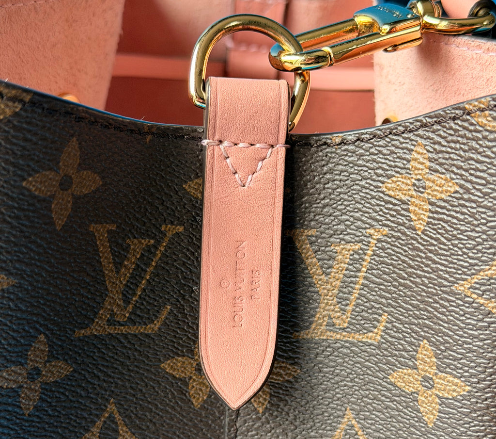 Louis Vuitton NéoNoé MM bucket bag in Monogram coated canvas Rose Poudre
