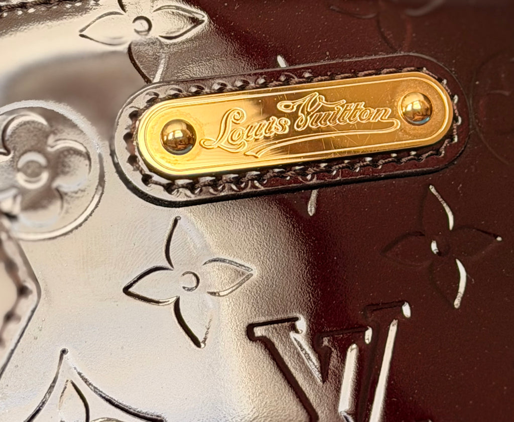 Louis Vuitton Amarante Monogram Vernis Wilshire PM handbag