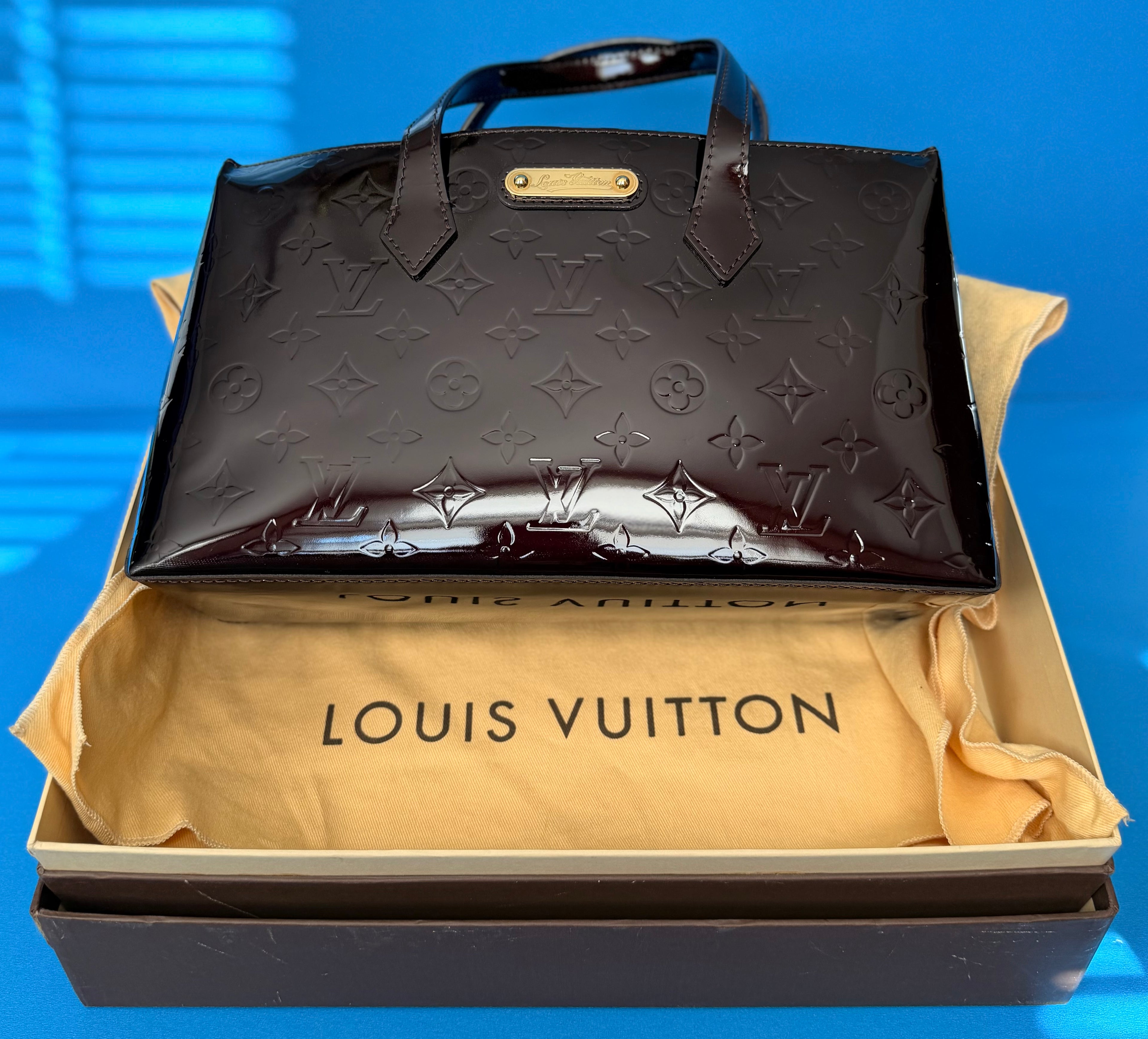 Louis Vuitton Amarante Monogram Vernis Wilshire PM handbag