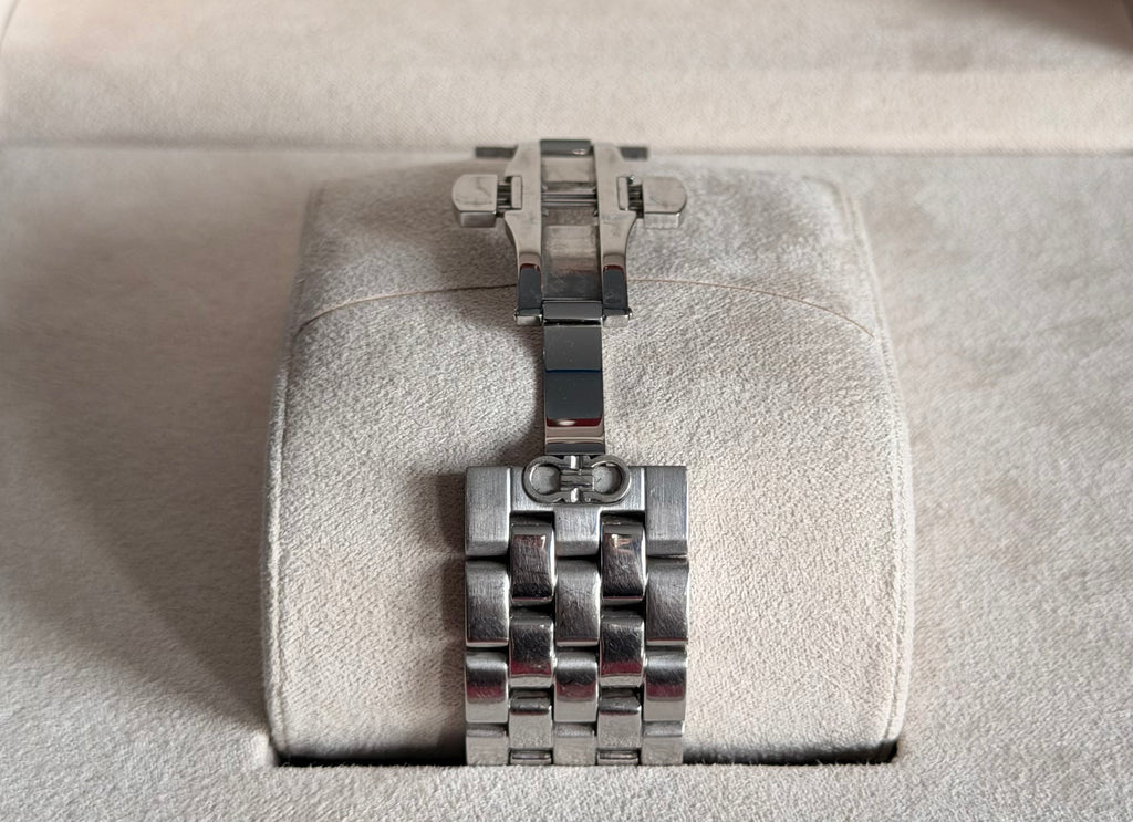 Salvatore Ferragamo Lace Gent Stainless SteelBracelet Watch