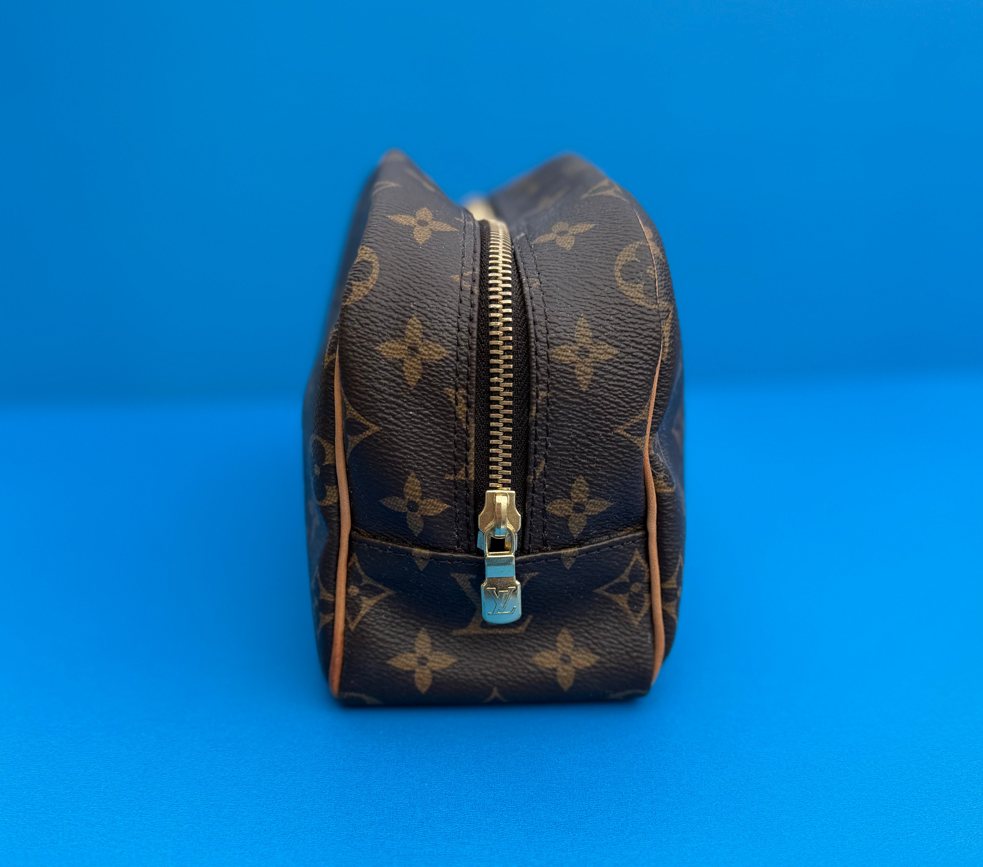 Louis Vuitton Monogram Toiletry Bag 25