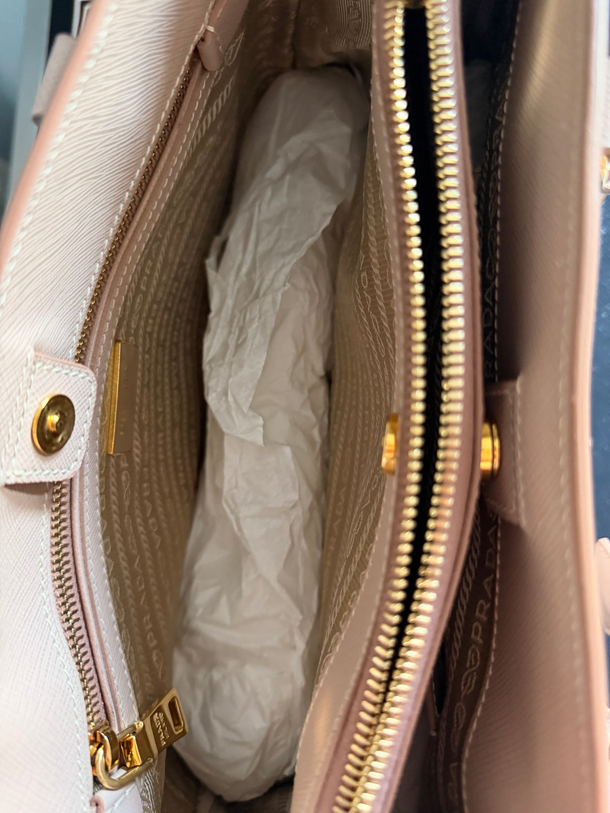 PRADA Saffiano Lux Tote Bag Cammeo Beige Brand New with Card Discontinued
