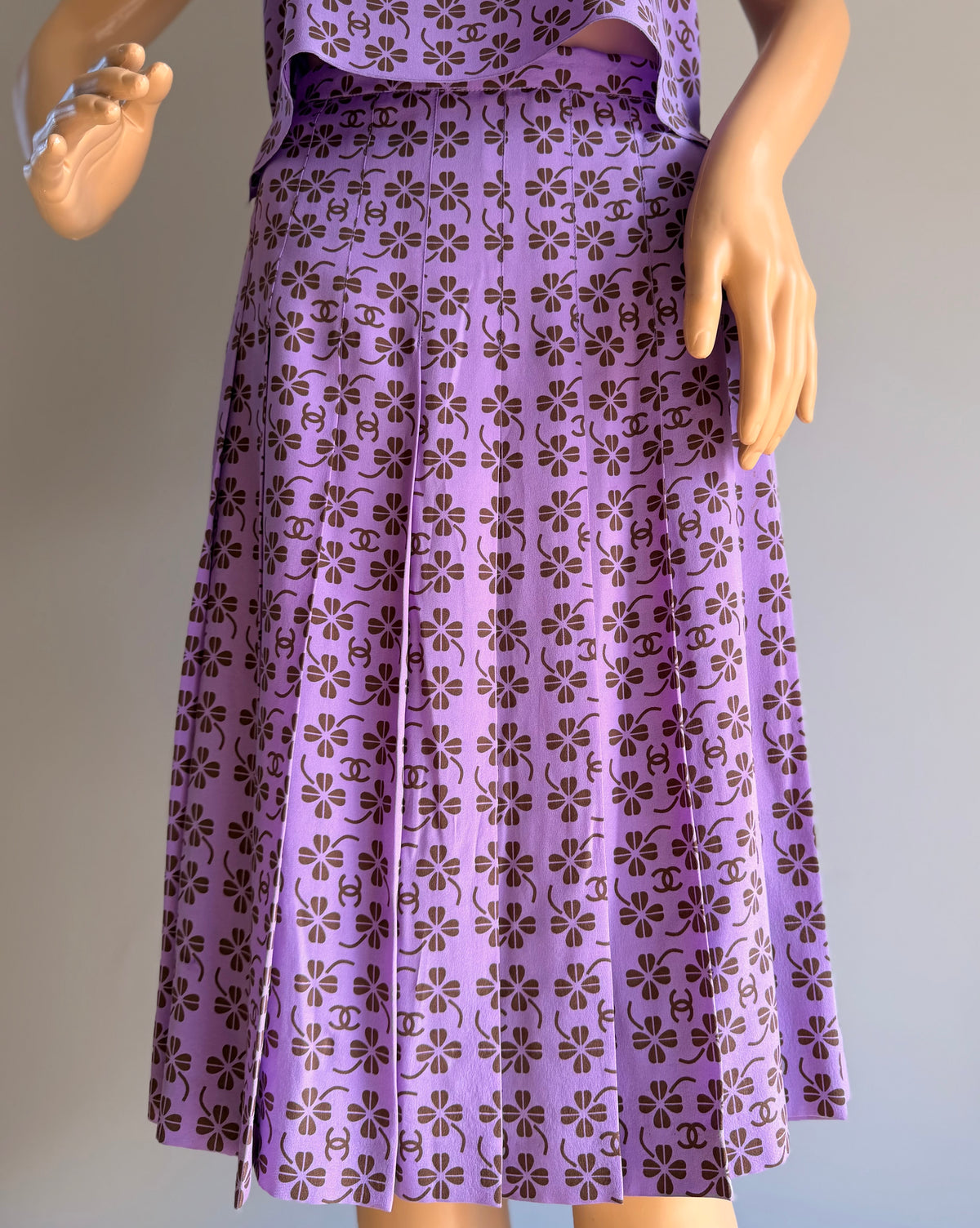Rare Vintage Chanel 2002 Purple CC Monogram Floral Silk Wool Top & Skirt Set FR36