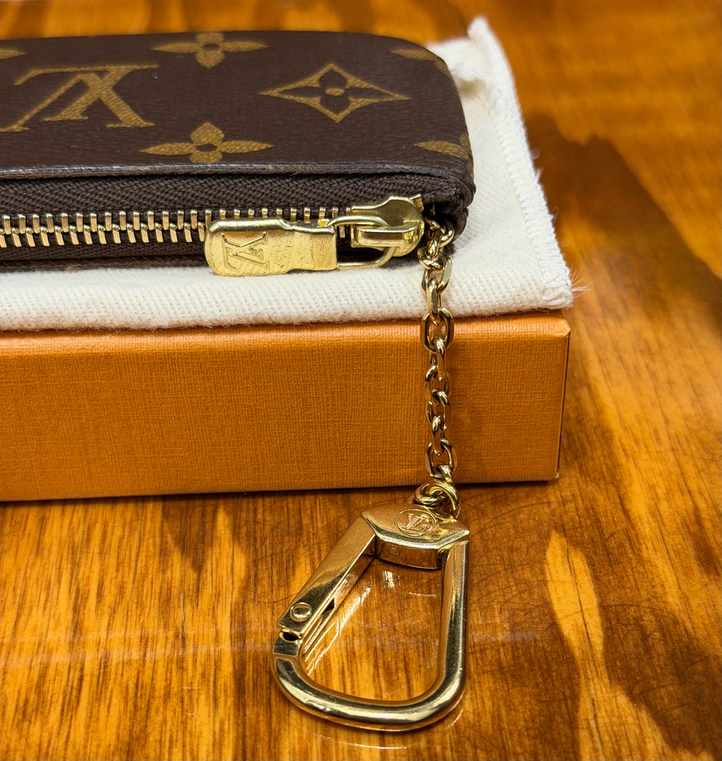 Louis Vuitton Key Pouch Monogram  Canvas